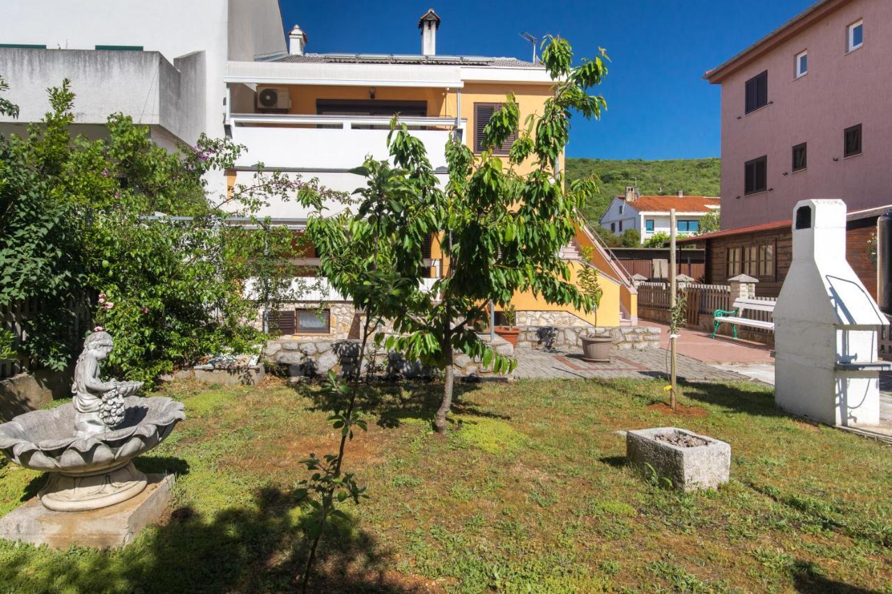 Apartmani Lovorka 普纳特 外观 照片