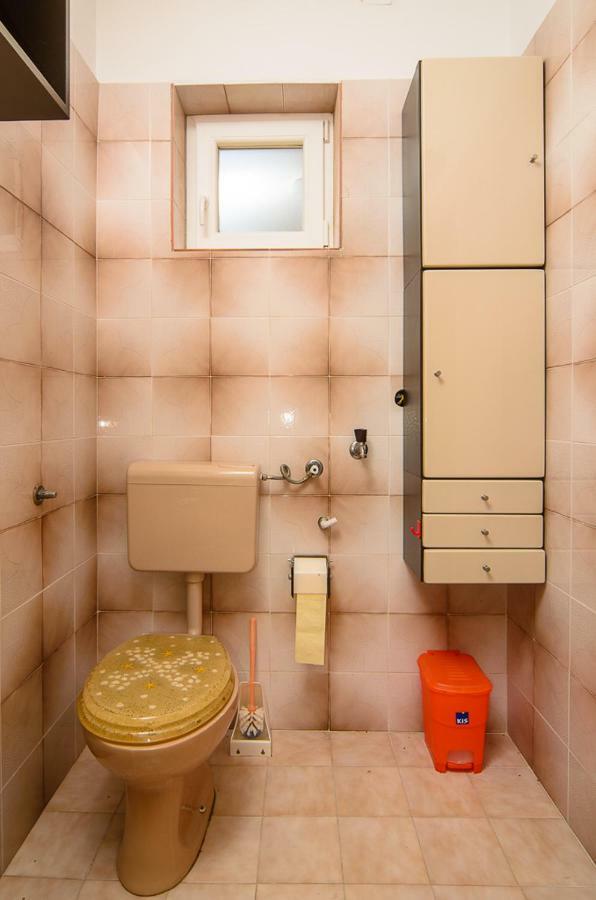 Apartmani Lovorka 普纳特 外观 照片
