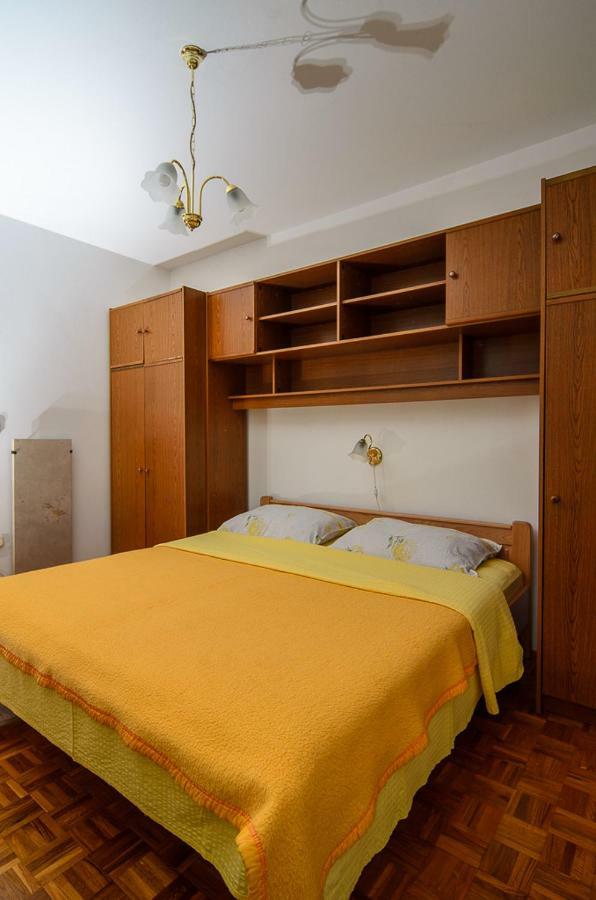 Apartmani Lovorka 普纳特 外观 照片