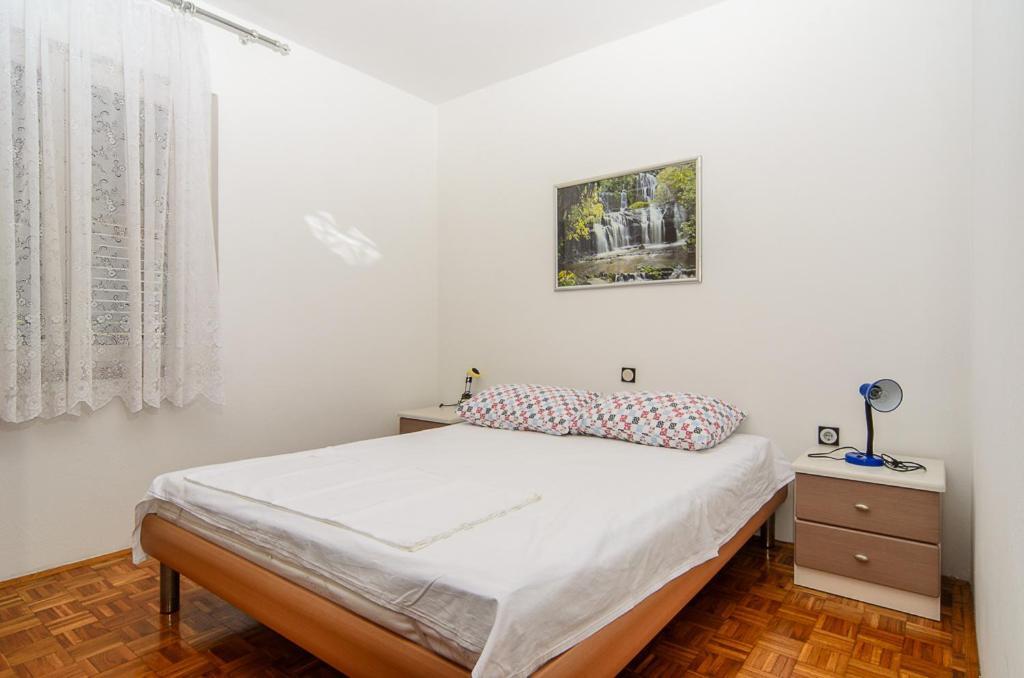 Apartmani Lovorka 普纳特 外观 照片